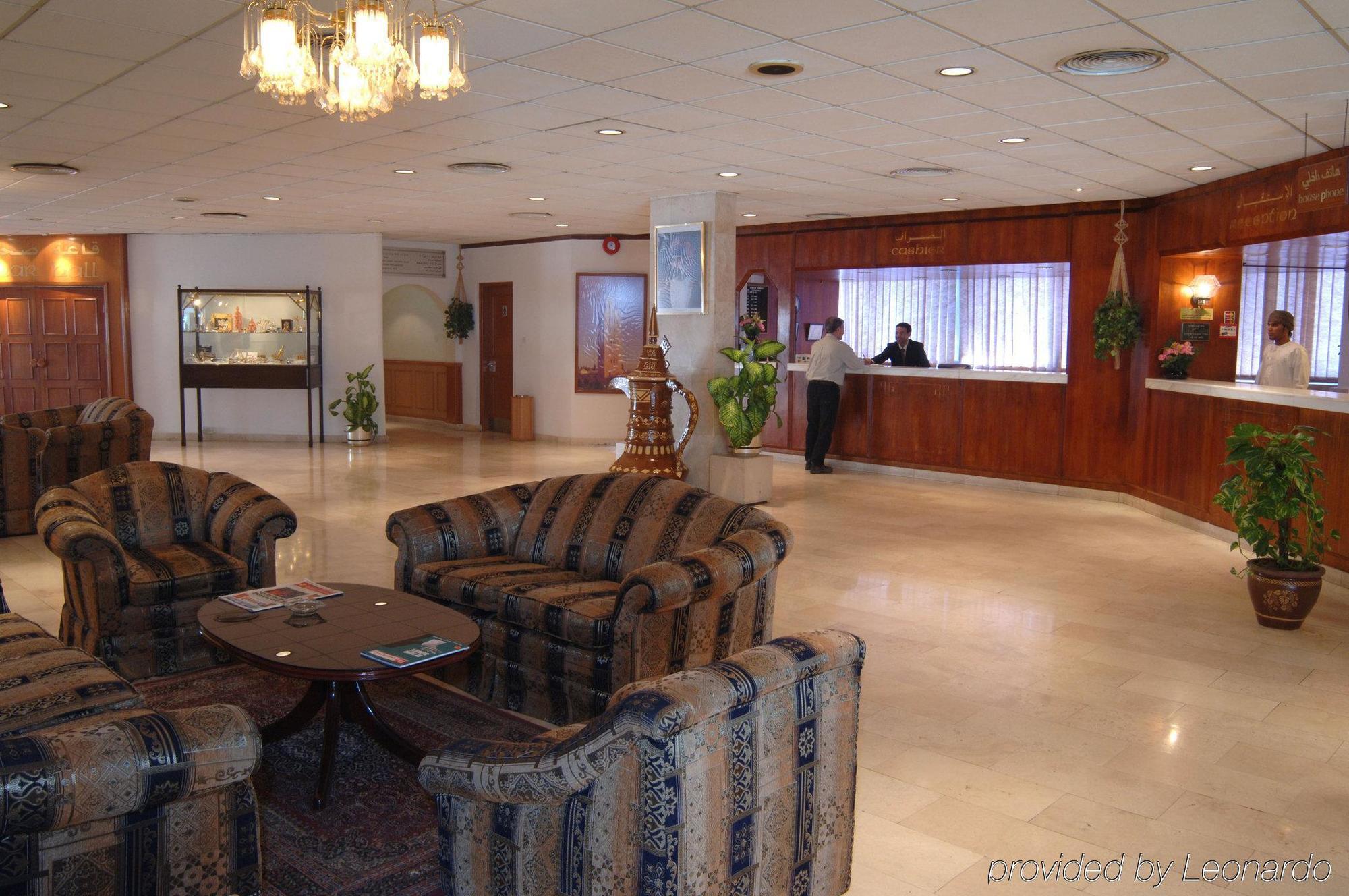 Tulip Inn Downtown Mascate Interior foto